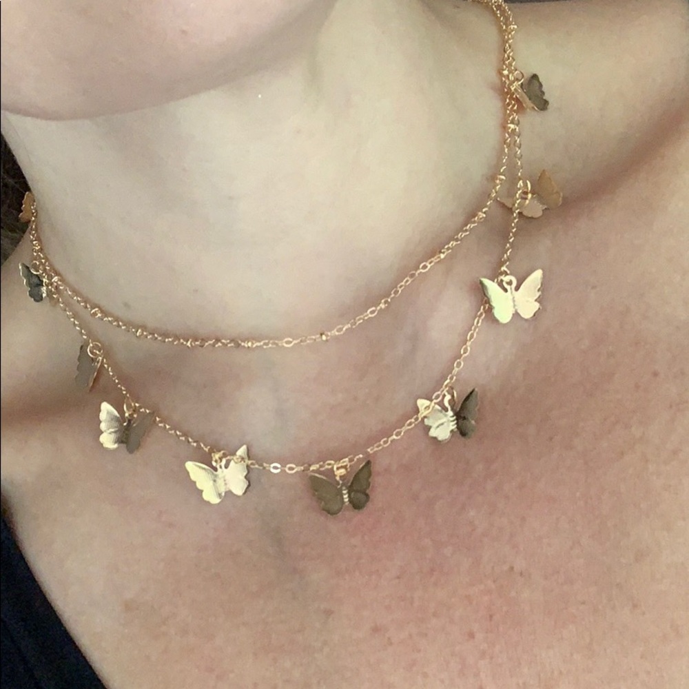 ⭐️Clearance ⭐️ ☀️Boutique ☀️Layered Butterfly Necklace - Picture 7 of 7